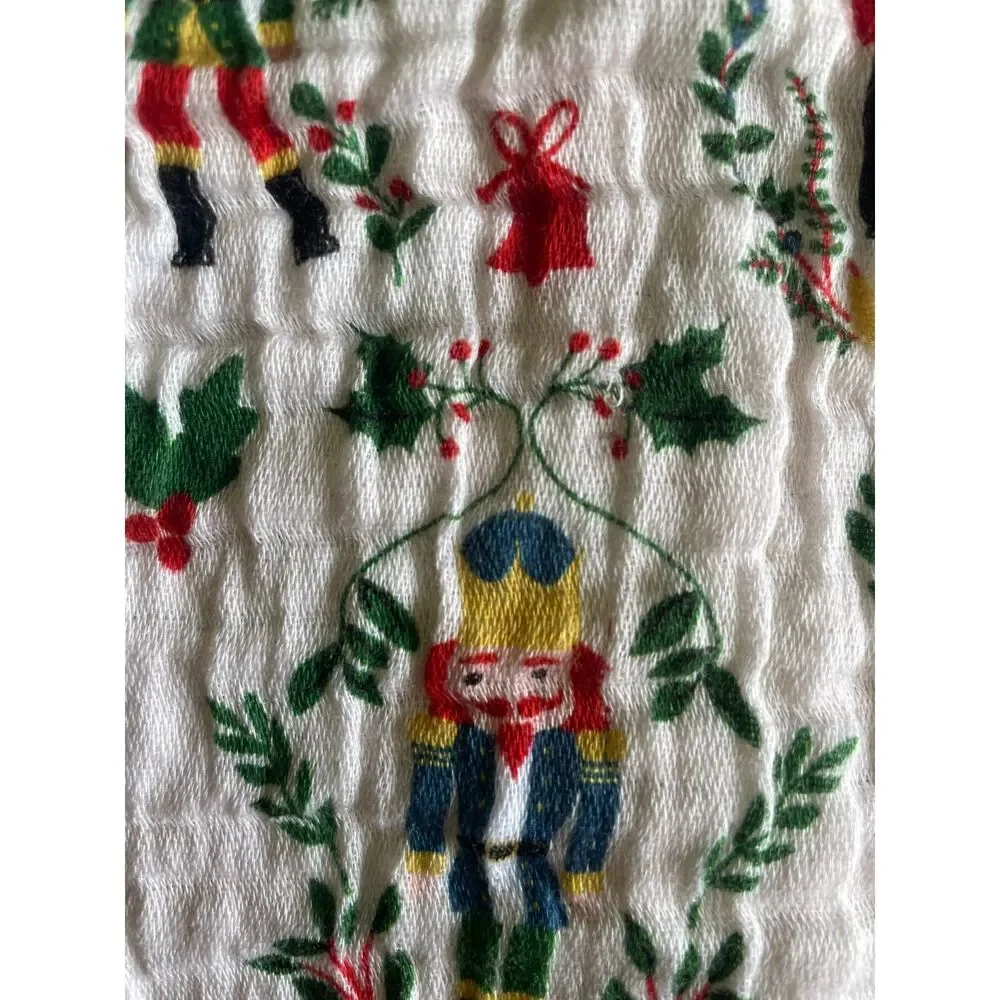 EnVogue Nutcracker Oversized Premium Muslin Burp Cloth/Swaddle Layer